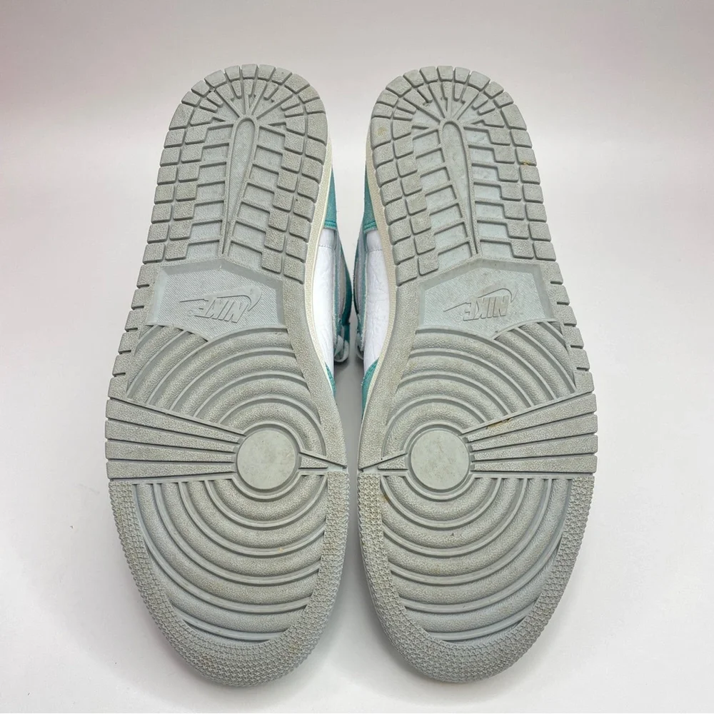 Nike Air Jordan 1 Retro High OG “Turbo Green” 2023 - Picture 7 of 7